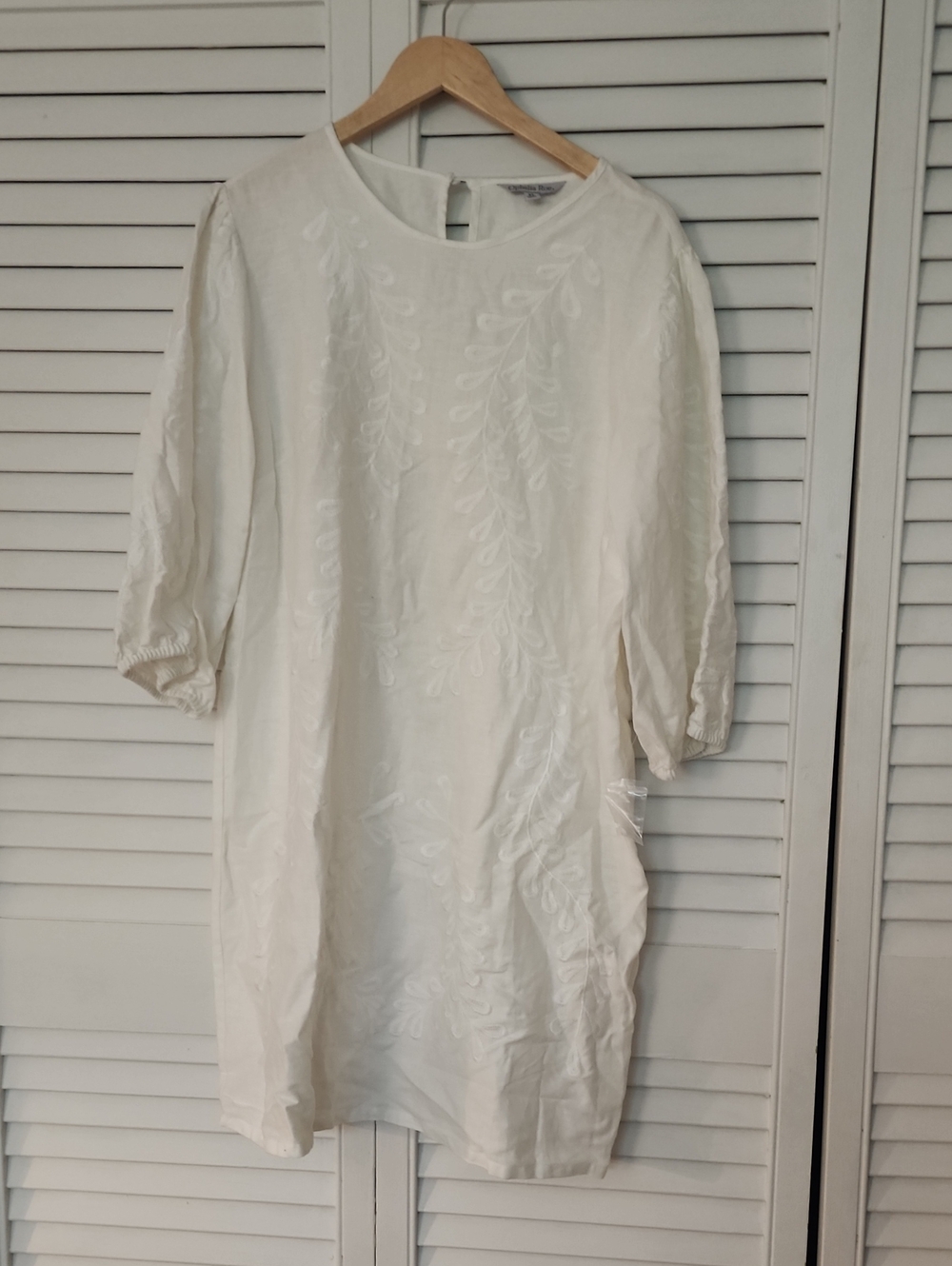 Women's White Long Sleeve Embroidered Shift Dress